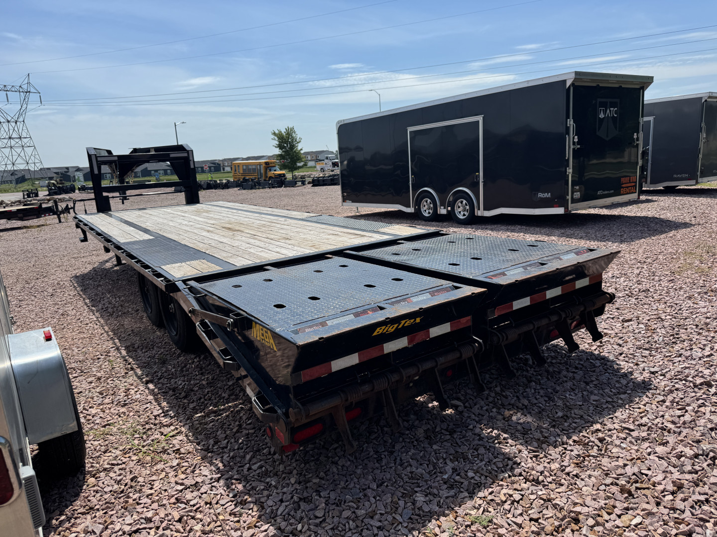 Used 2021 Big Tex Trailers 16GN 20+5 Flatbed Trailer