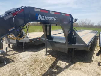 New 2025 Diamond C Trailers FMAX212 HDT 35X102