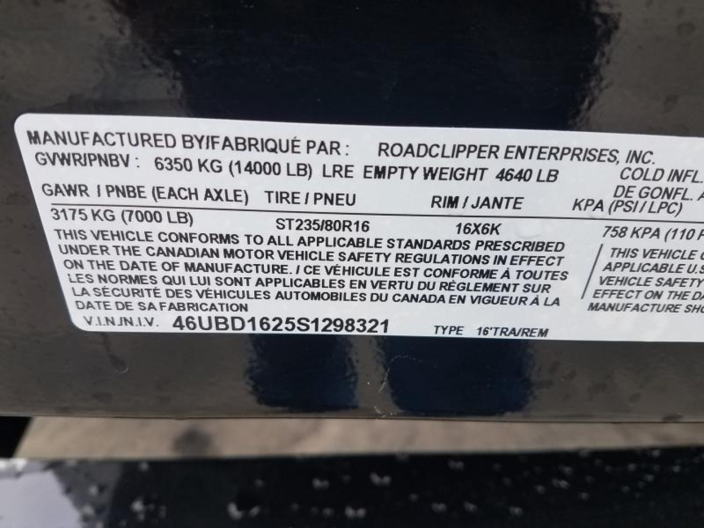 New 2025 Diamond C Trailers HDU207 16X82