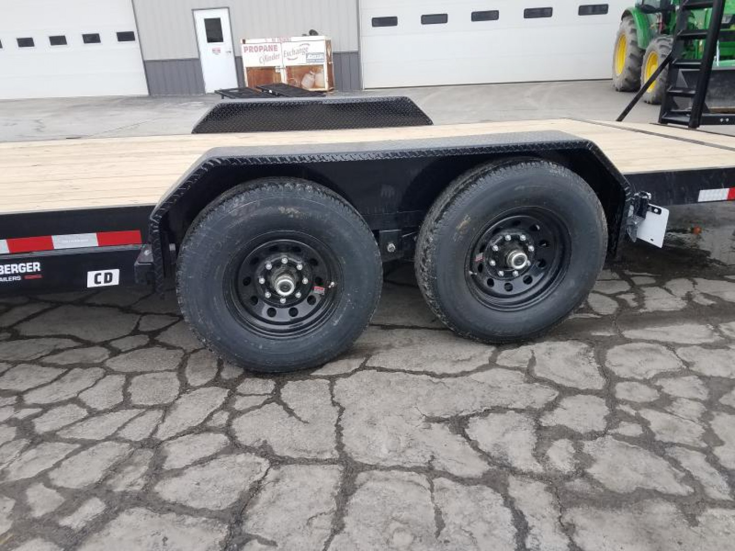 New 2025 PJ Trailers CD222