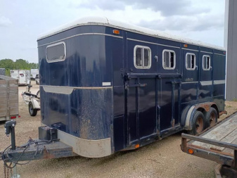 Used 1984 Sundowner Trailers SPORTMAN BUMPER PULL