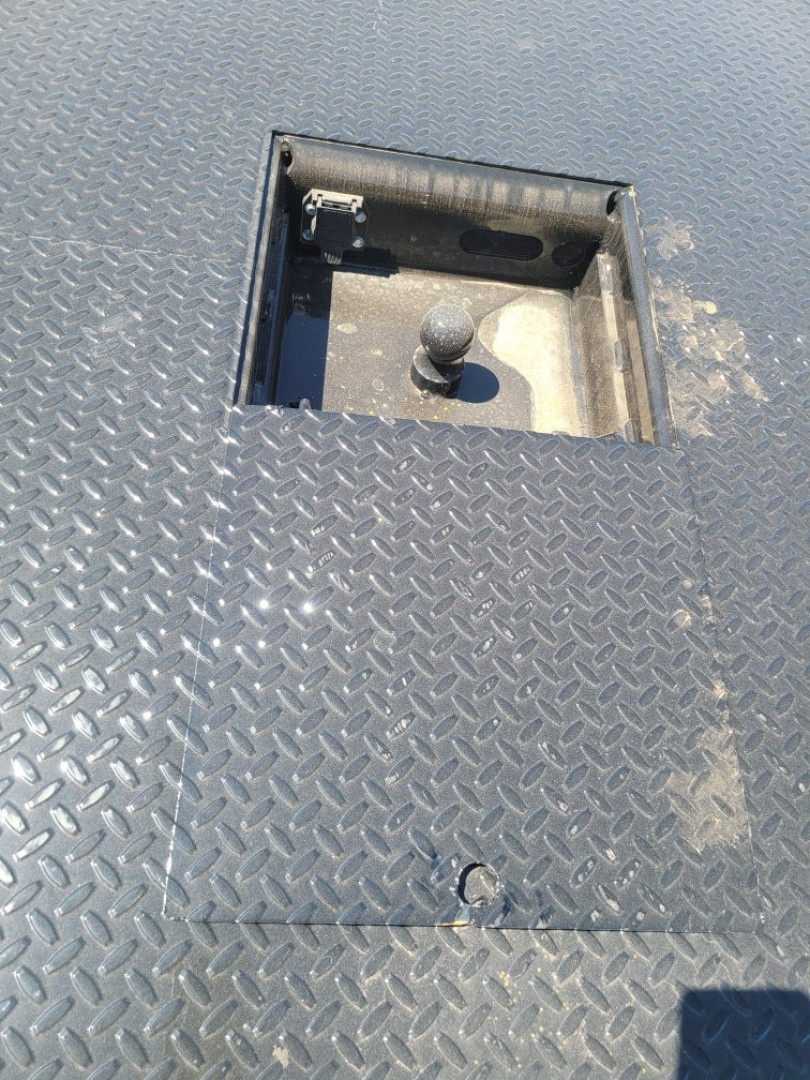 New 2025 903 Skirted Truck Beds