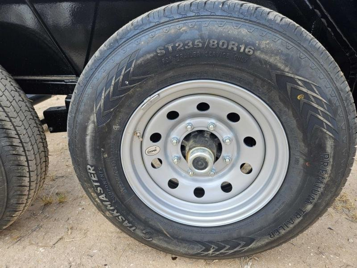 New 2023 Delco Trailers 14K 32' Pipe Hauler