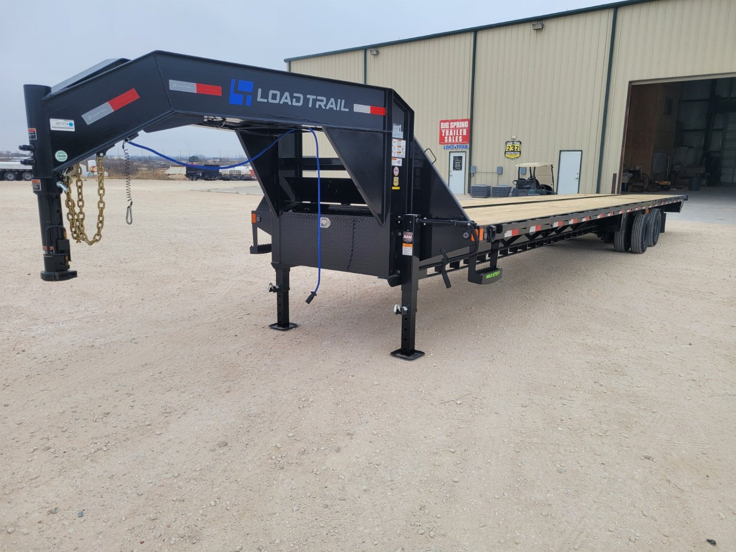 New 2025 Load Trail 40' 25,900 Gvw Gooseneck w/ EOH Disc Brakes