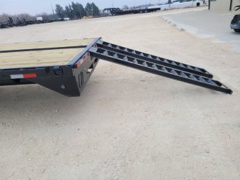 New 2025 Load Trail 40' 25,900 Gvw Gooseneck w/ EOH Disc Brakes