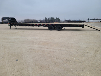 New 2025 Load Trail 40' 25,900 Gvw Gooseneck w/ EOH Disc Brakes