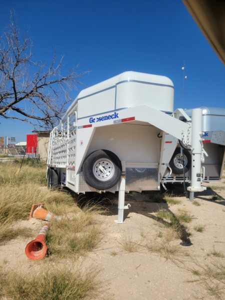 New 2024 Gooseneck Mfg 16' Gooseneck Roper Special