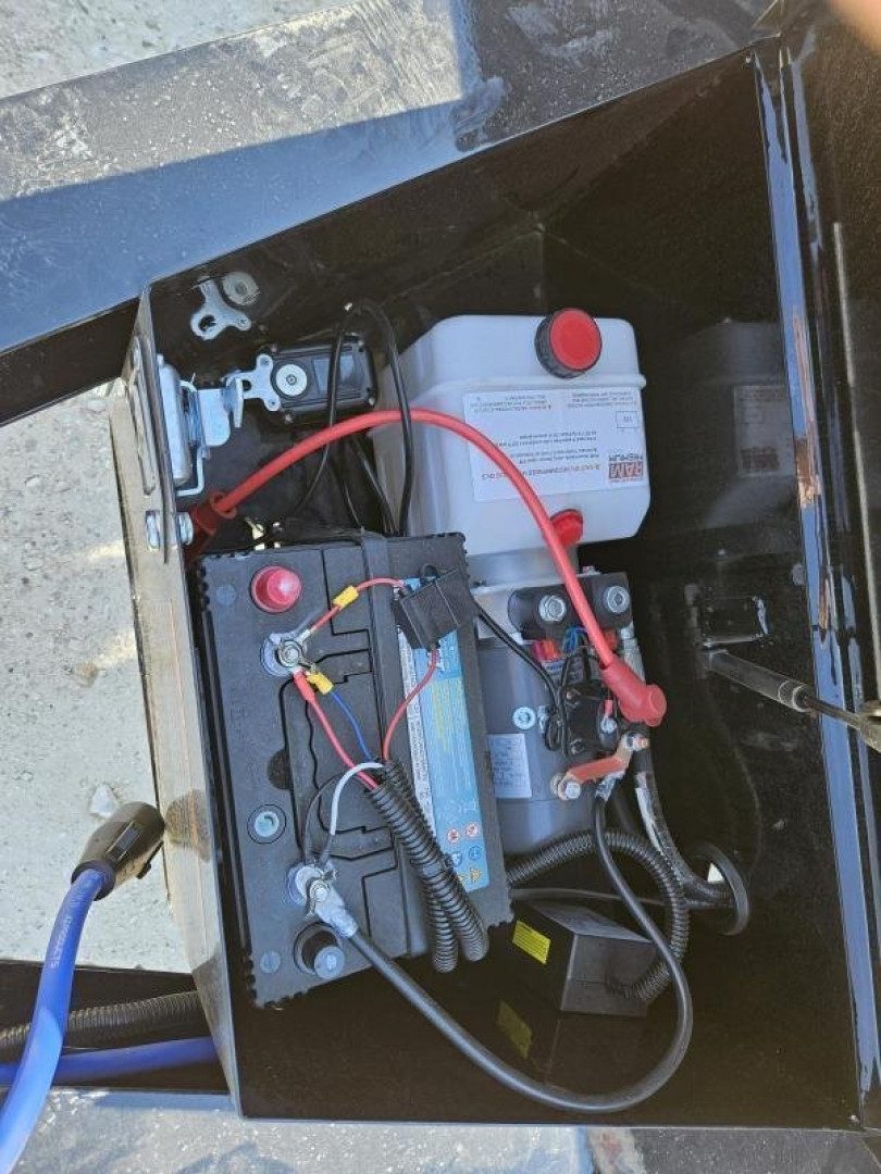 New 2025 Load Trail 7K 60" X 10' Dump Trailer