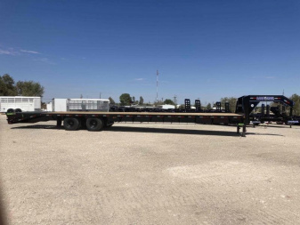 New 2024 LOAD TRAIL 40' 25,900 GVW AIR RIDE GOOSENECK W/ LIFT AXLE