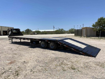 New 2023 Delco 36' 24K Gooseneck w/Hyd Dove Tail
