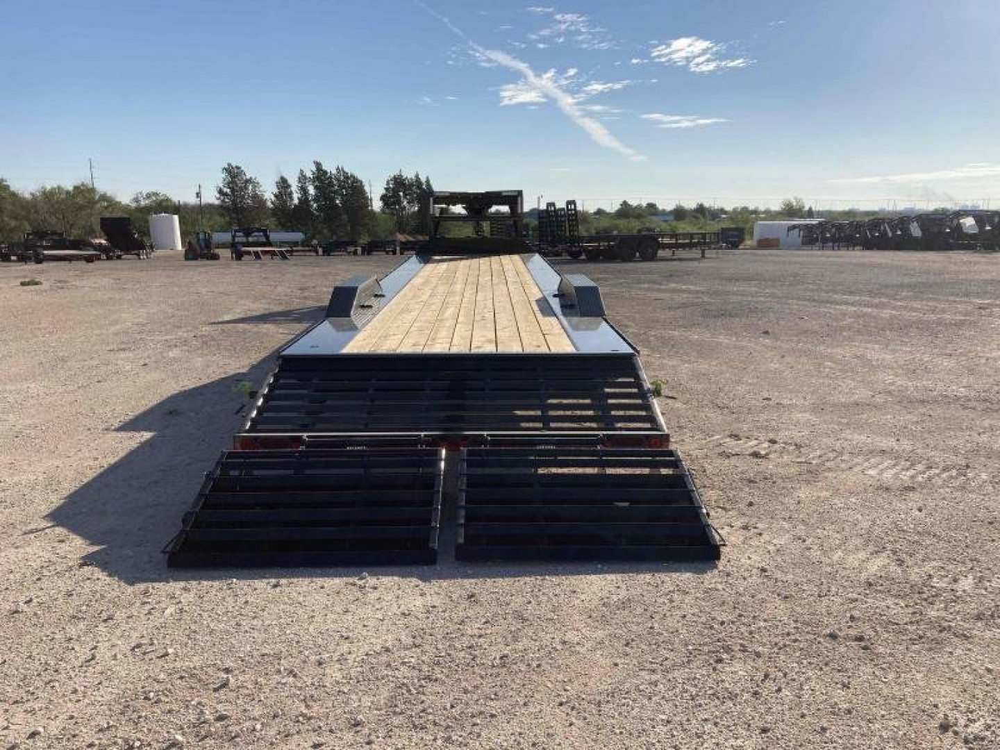 New 2024 Load Trail 40' 20K Gooseneck Carhauler