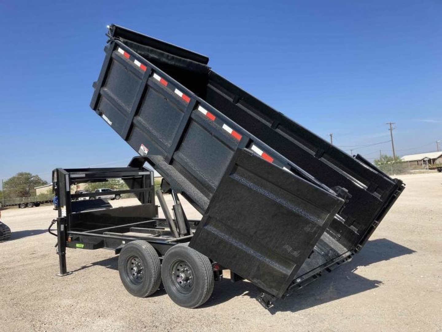 New 2024 Load Trail 14' 14K GOOSENECK w/ 48" SIDES LOW-PRO DUMP
