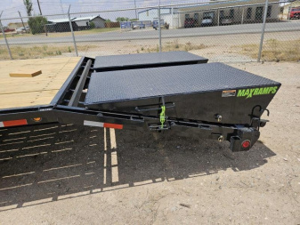New 2023 Load Trail 40' 25,900 GVW HotShot Gooseneck w/ EOH BrakesTrailer