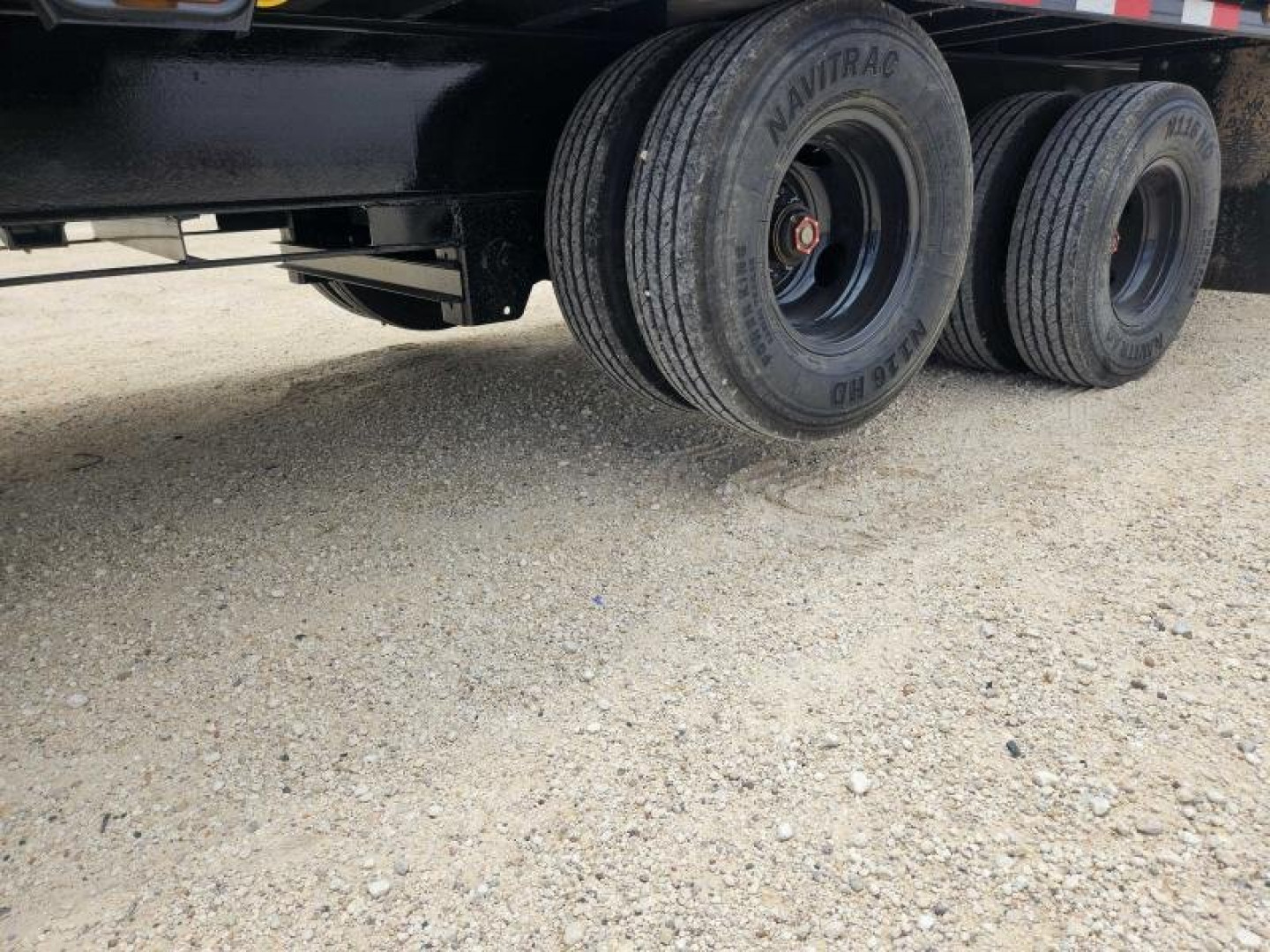 New 2024 Load Trail 40' 25,900 Gvw Air Ride HotShot Gooseneck Trailer