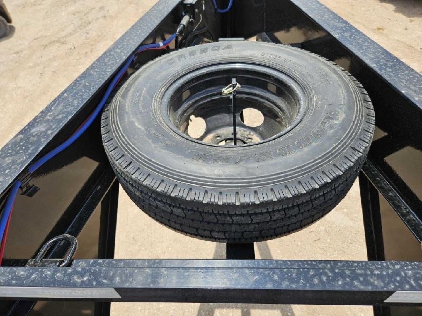 New 2024 Load Trail 40' 25,900 Gvw Air Ride HotShot Gooseneck Trailer