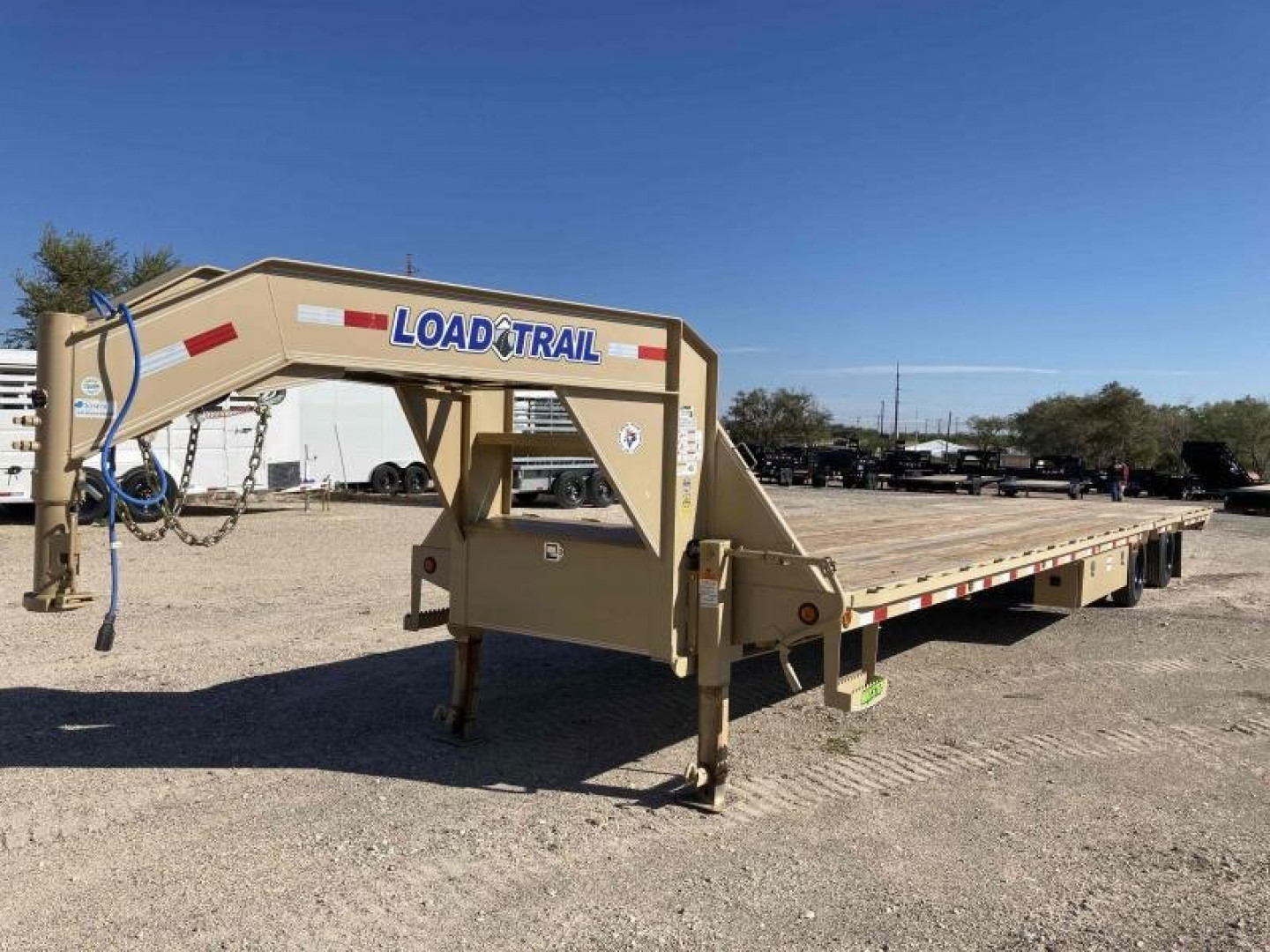 New 2024 Load Trail 40' 25,900 GVW Air Ride Spread Axle Gooseneck
