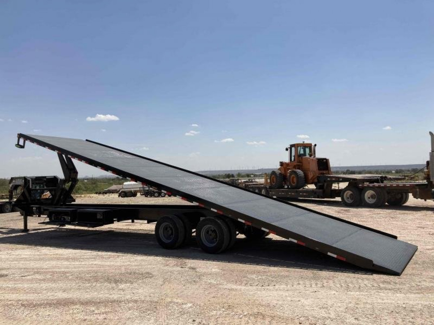 New 2023 Load Trail 40' 30K Gooseneck Tilt Trailer