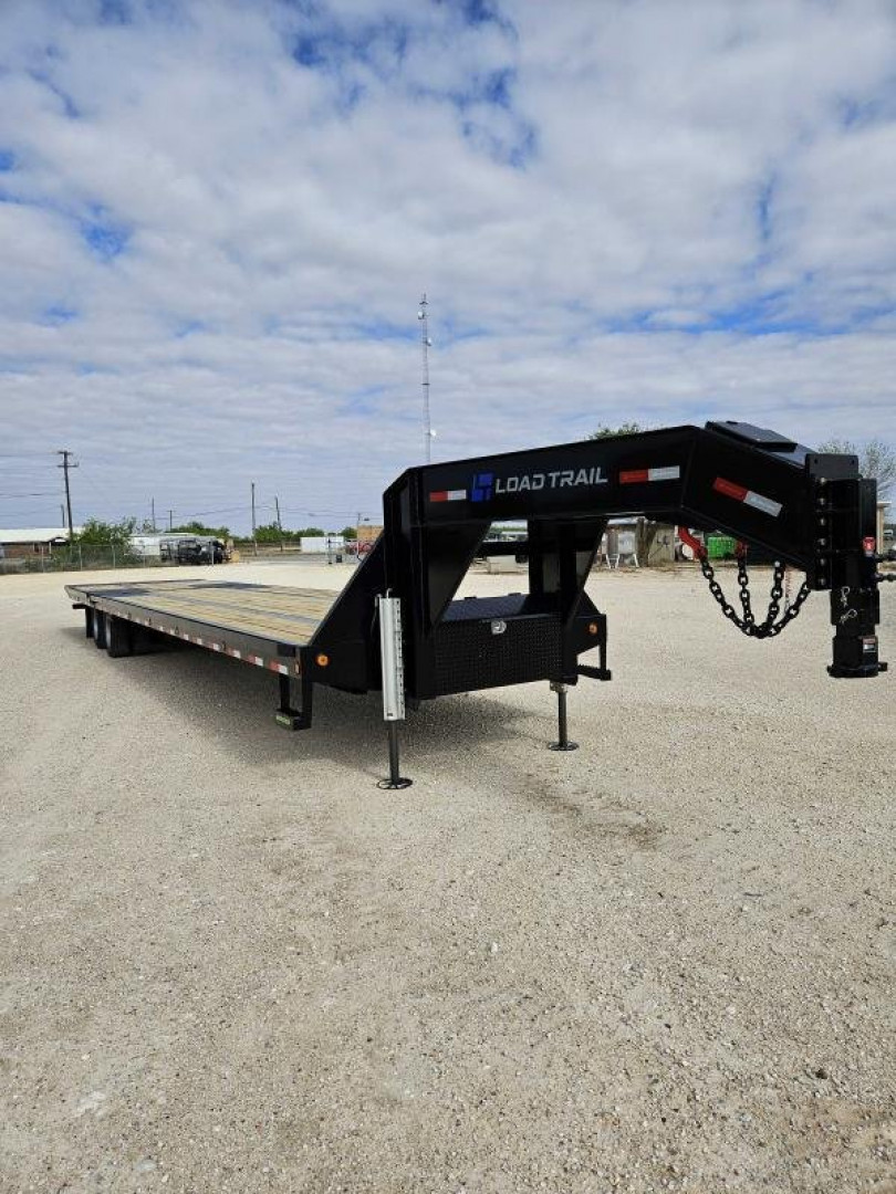 New 2024 Load Trail 40' 40K Hydraulic Dovetail w/ Hydraulic Jack