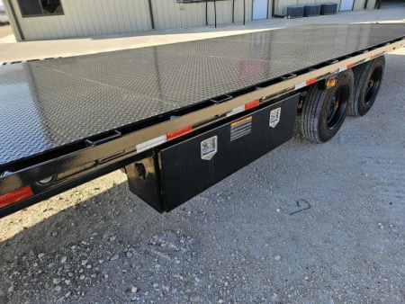 New 2024 Load Trail 30' 16K Gooseneck Tilt Steel Deck