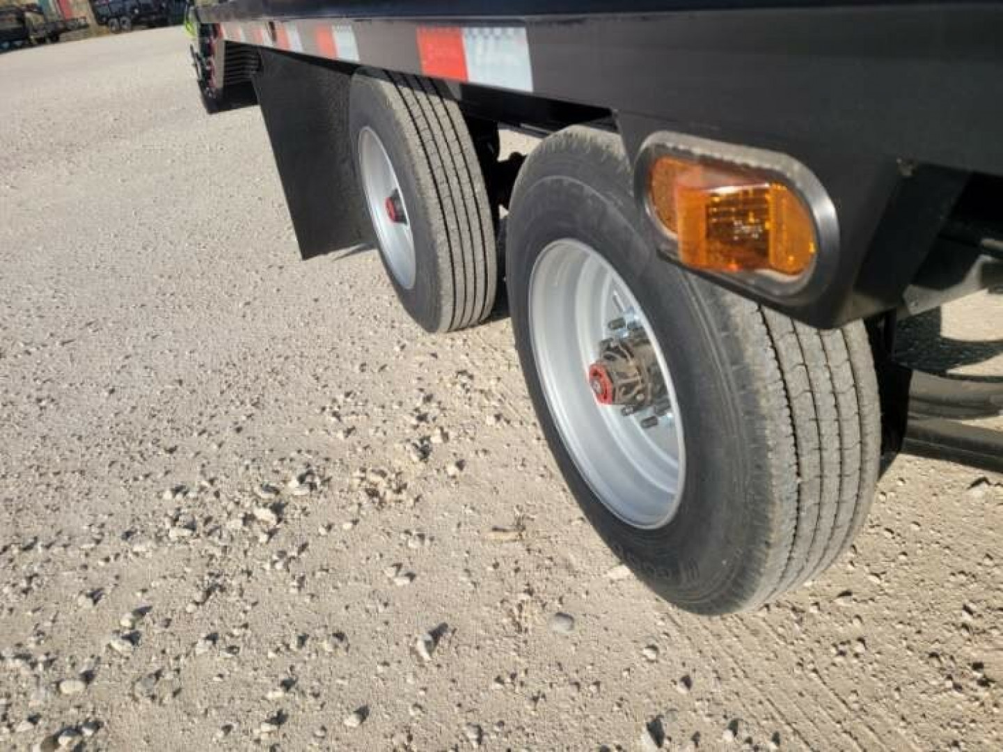 New 2024 Load Trail 40' 22K Gooseneck w/ 17.5 Tires and Max Ramps