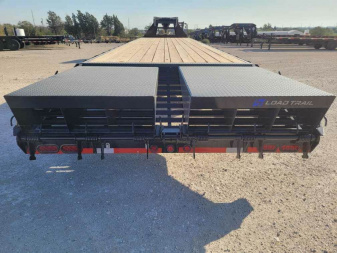 New 2024 Load Trail 40' 22K Gooseneck w/ 17.5 Tires and Max Ramps