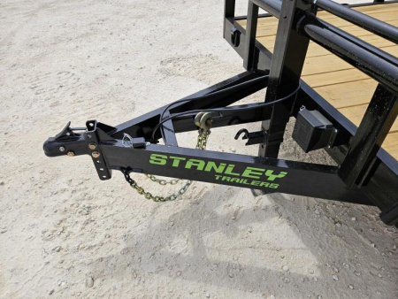 New 2024 Stanley 20' 14K Pipe Top Utility