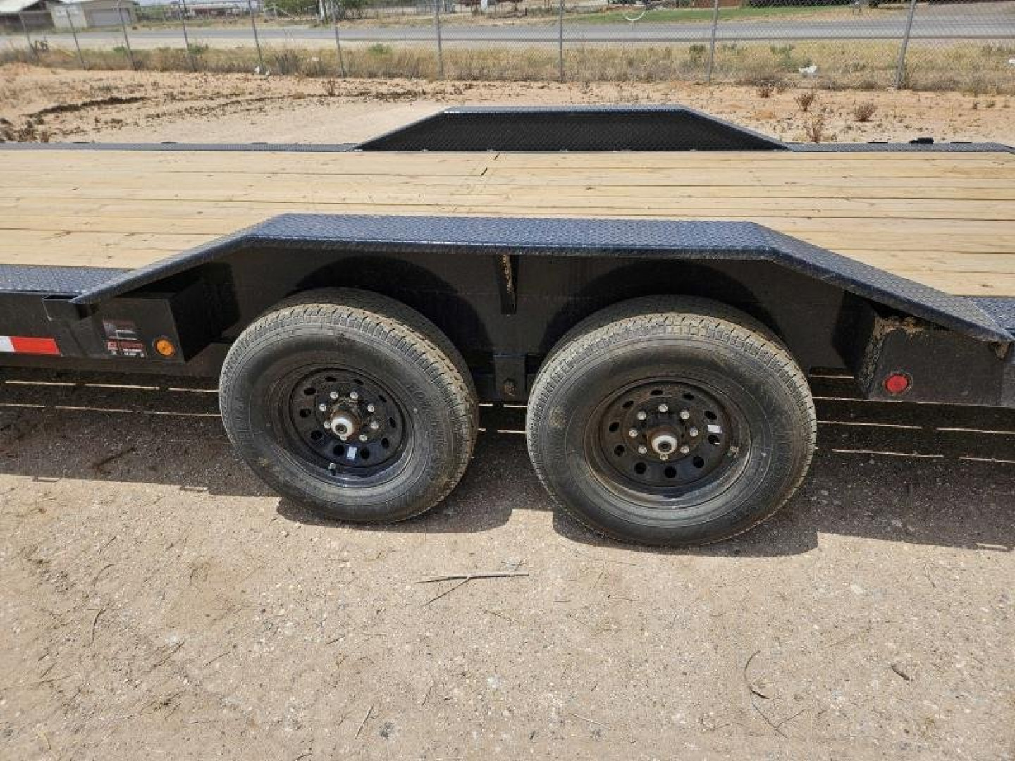 New 2024 Load Trail 32' 14K Gooseneck Carhauler w/ Max Ramps