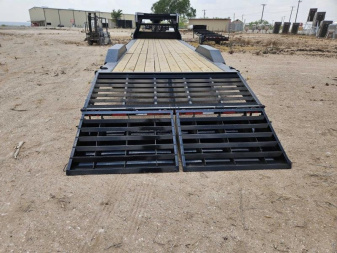 New 2024 Load Trail 32' 14K Gooseneck Carhauler w/ Max Ramps