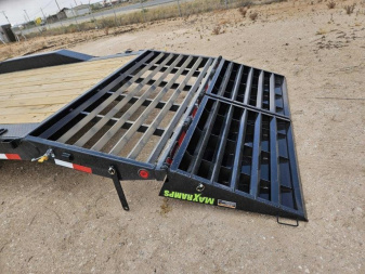 New 2024 Load Trail 32' 14K Gooseneck Carhauler w/ Max Ramps