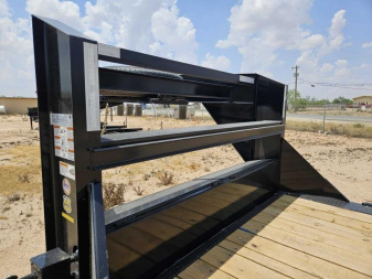 New 2024 Load Trail 32' 14K Gooseneck Carhauler w/ Max Ramps