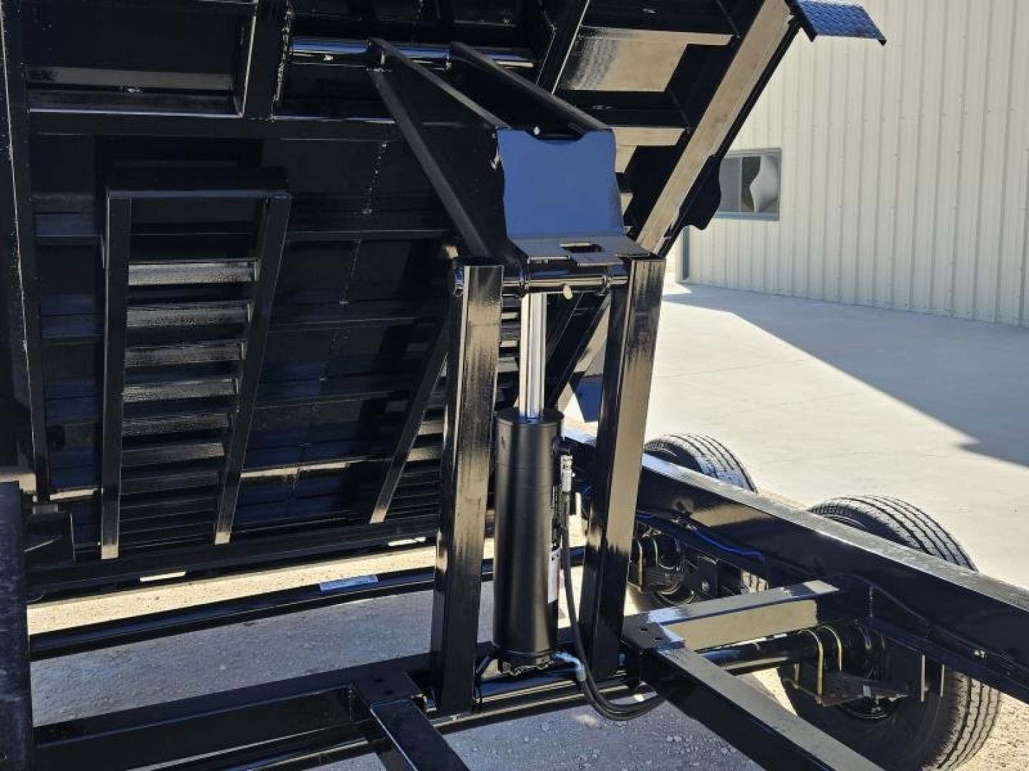 New 2024 Load Trail 14' 14K Dump Trailer