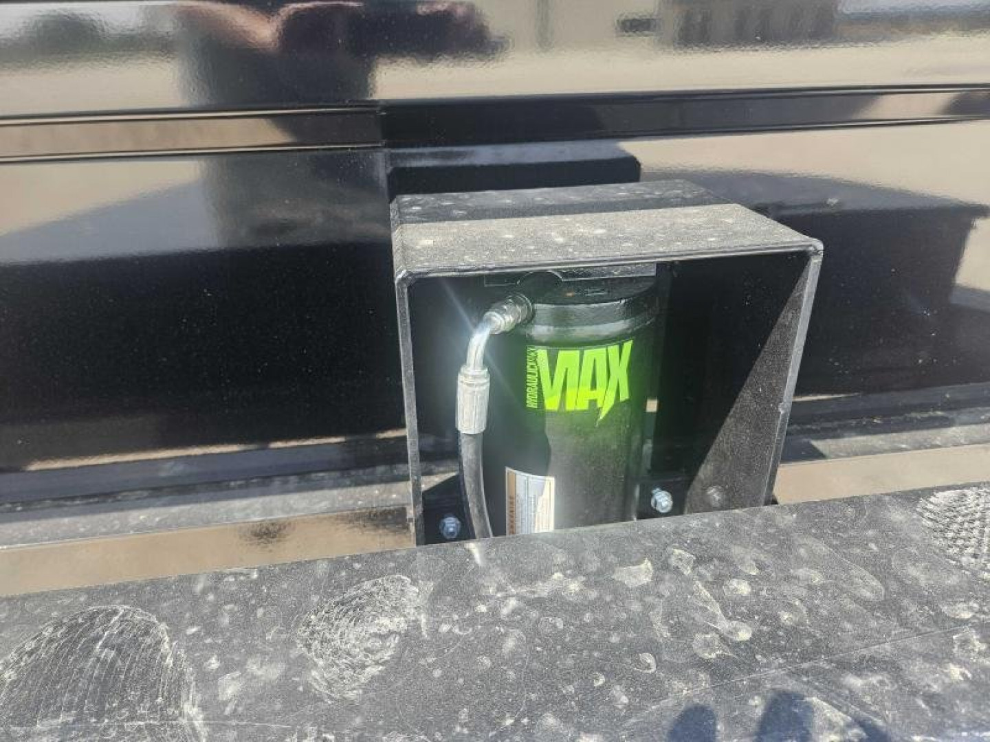 New 2024 Load Trail 14'14K Dump Trailer w/ Hydraulic Jack