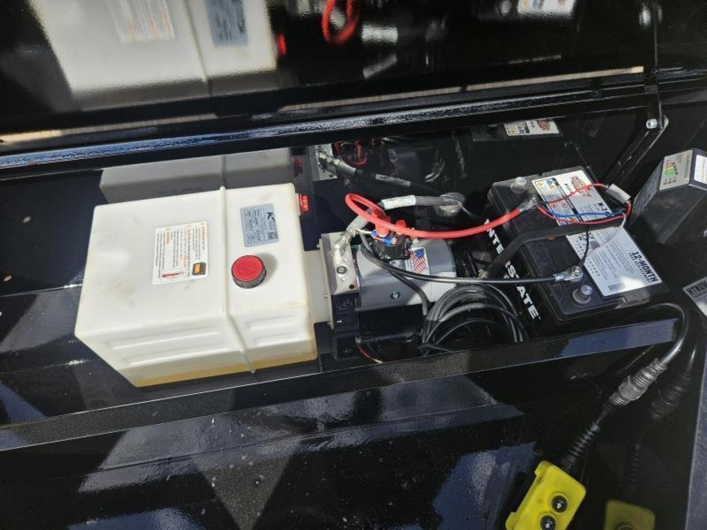 New 2024 Load Trail 14'14K Dump Trailer w/ Hydraulic Jack