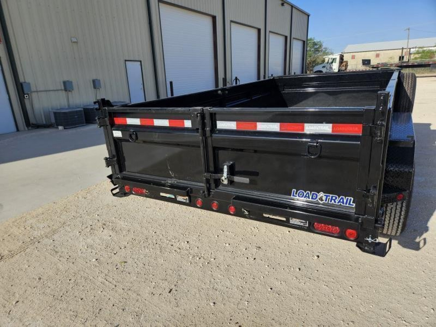 New 2024 Load Trail 14'14K Dump Trailer w/ Hydraulic Jack