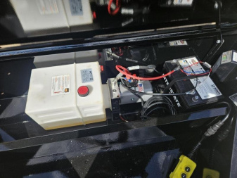 New 2024 Load Trail 14'14K Dump Trailer w/ Hydraulic Jack