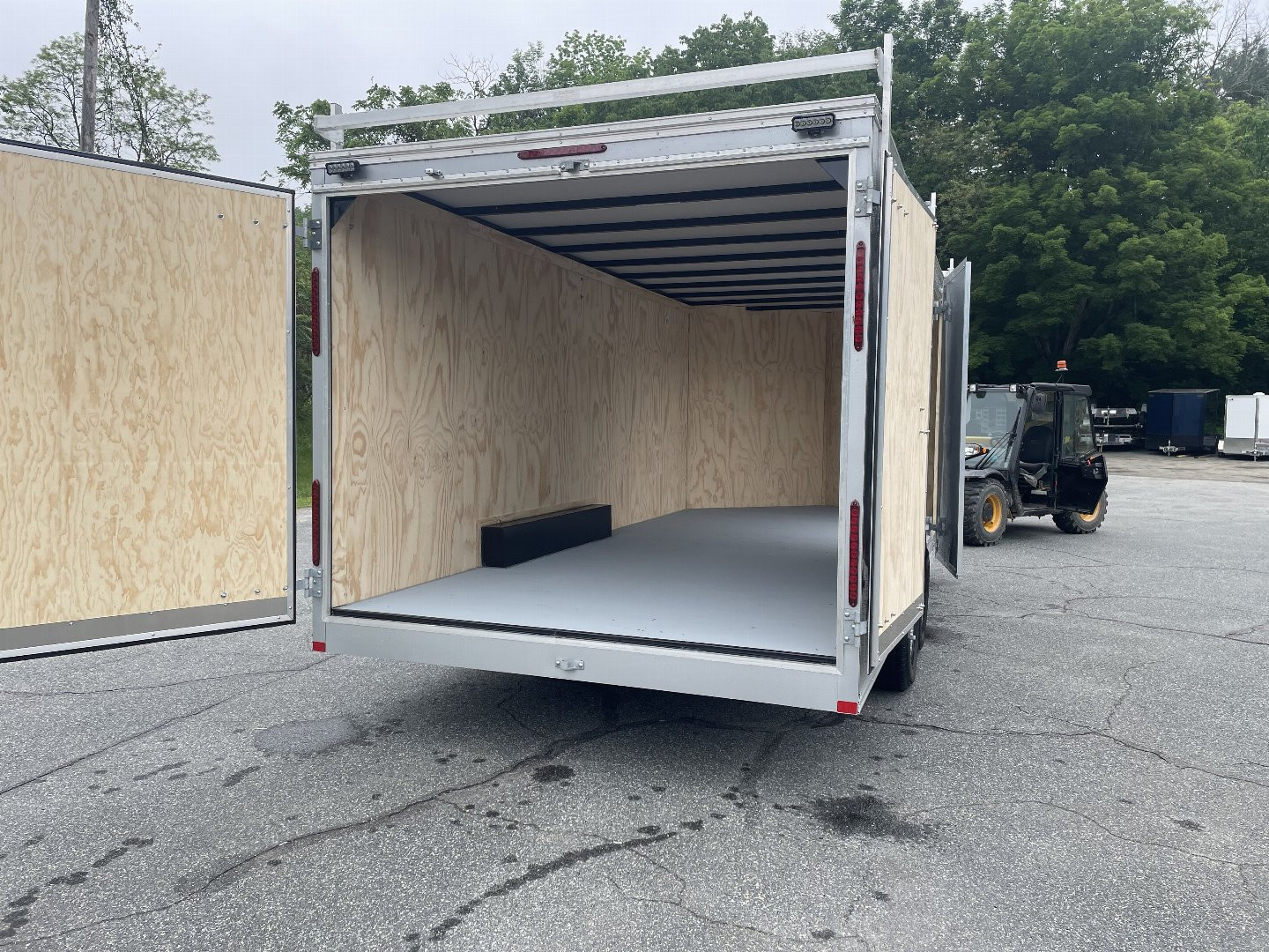 New 2024 CAR MATE TRAILERS CM818V-CT Contractor