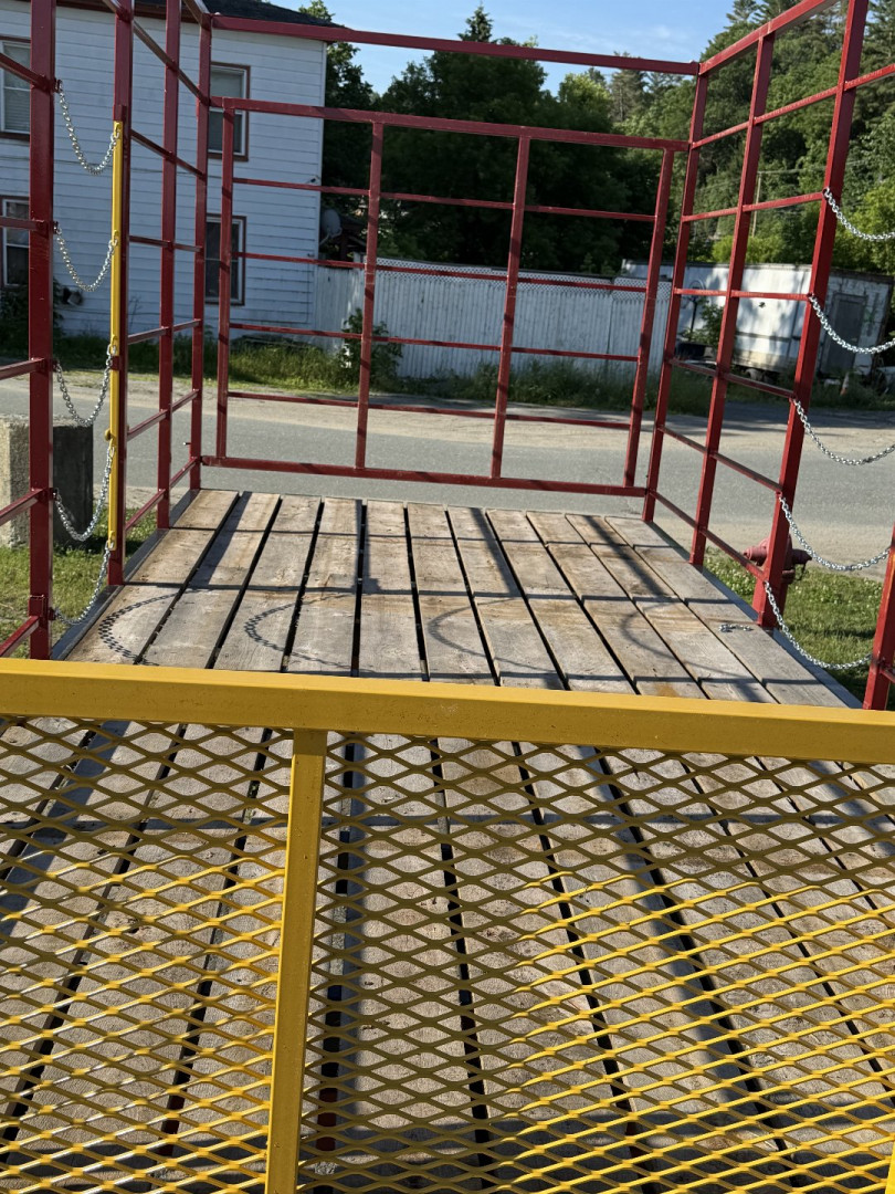 New 2025 Farmco HAY WAGON 818