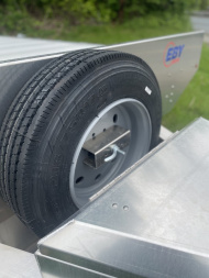 New 2025 EBY Trailers DO16 Deckover Trailer