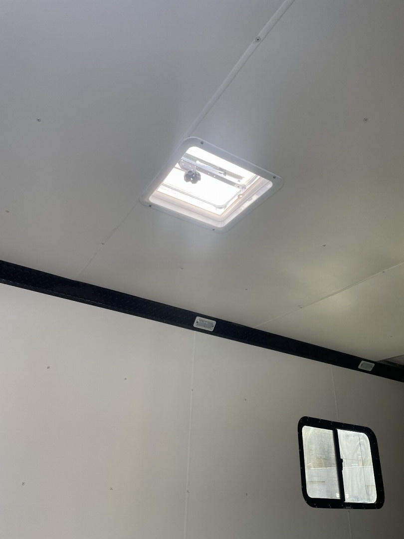 New 2025 Durabull DBSS7.5X14TA Snowmobile Trailer