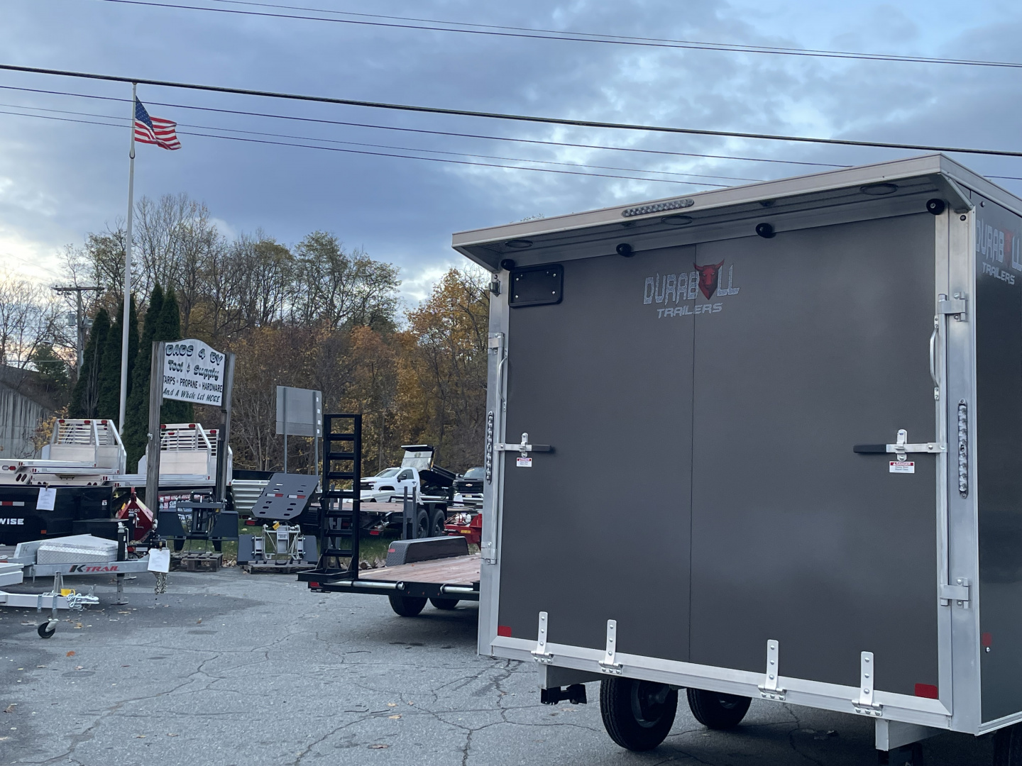 New 2026 Durabull DBMS101X14TA Snowmobile Trailer