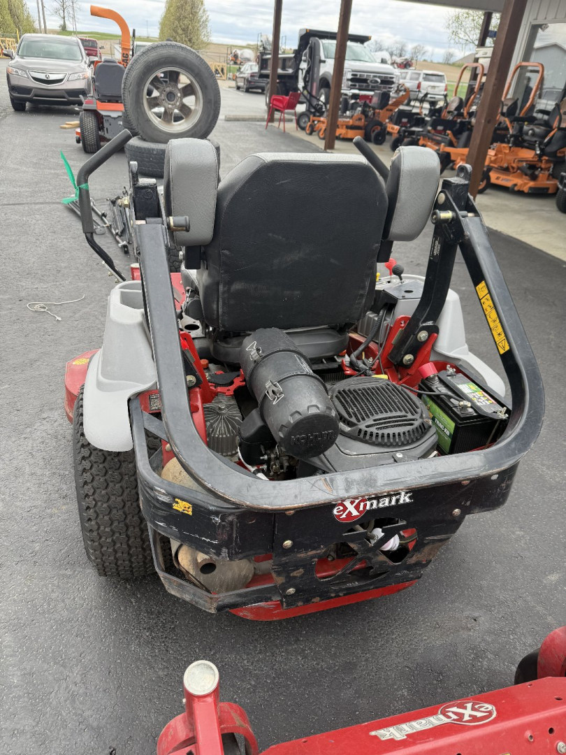 Used 2022 Exmark LAZER Z 52 Lawn Mowers