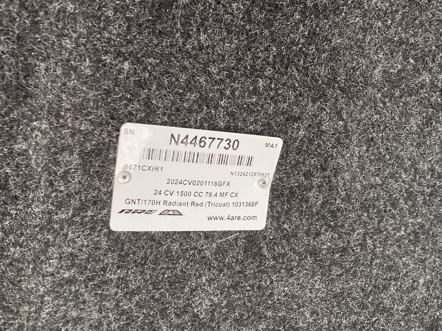 New 2019 ARE 19-24 Chevy New Body CC 6.6ft Bed Truck Cap