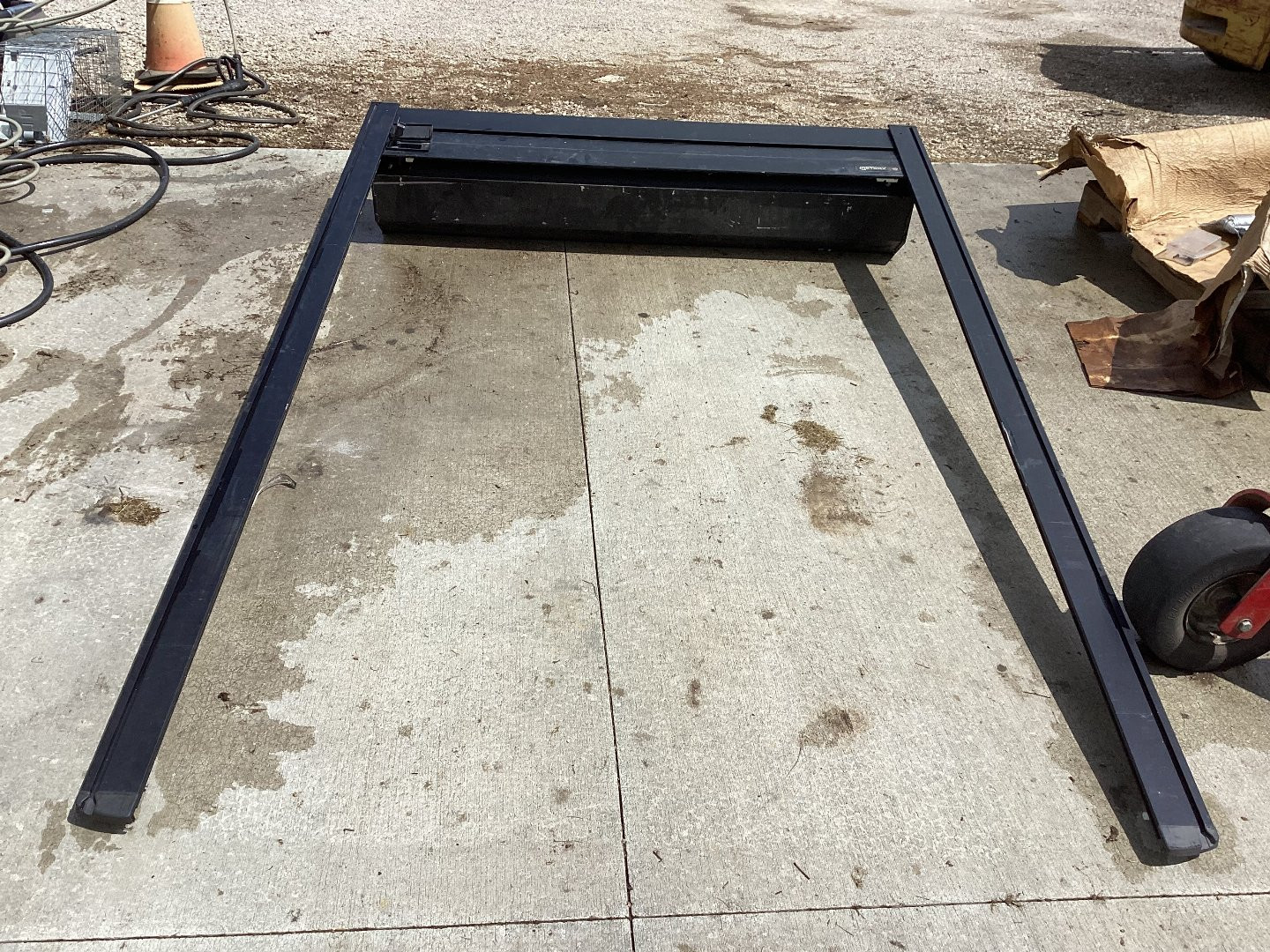 Used 2021 OTHER RETRAX PRO TONNEAU COVER Truck