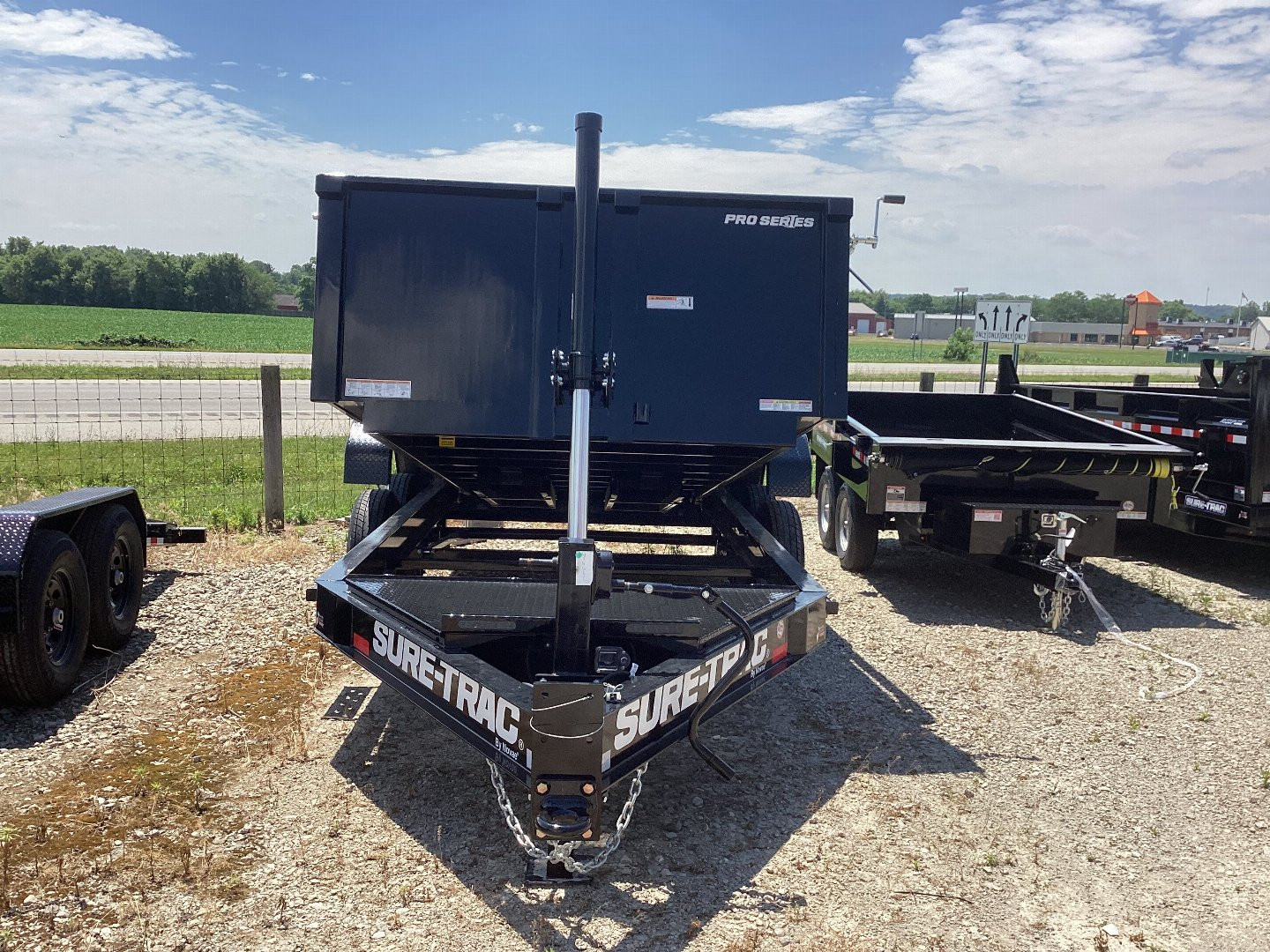 New 2025 SURE-TRAC STBTL8214-BP-154 Dump Trailer