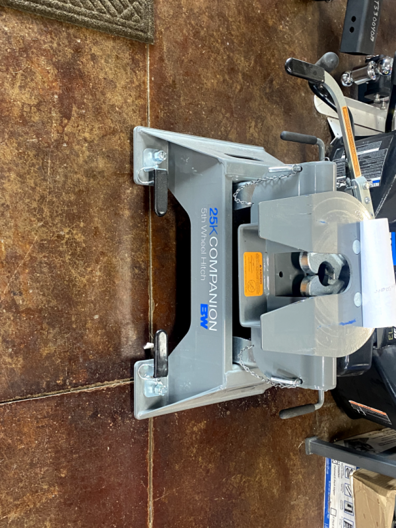 Used 2025 OTHER RVK3715 Hitches