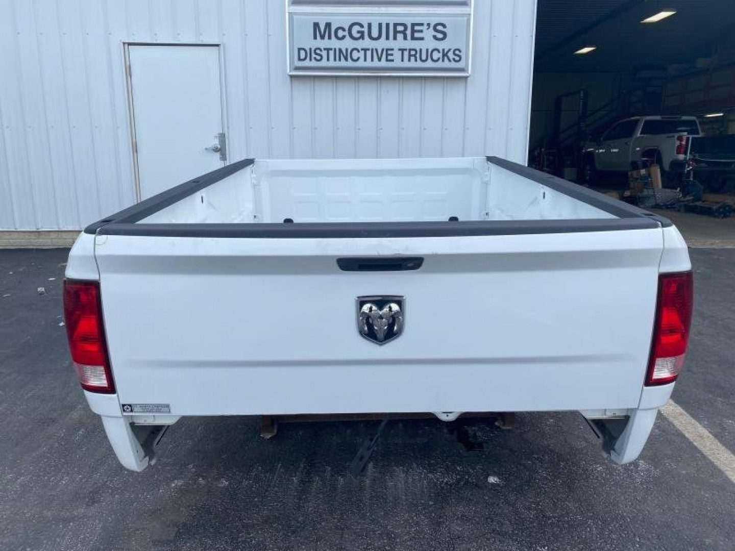 Used TAKEOFF DODGE TRUCK BED