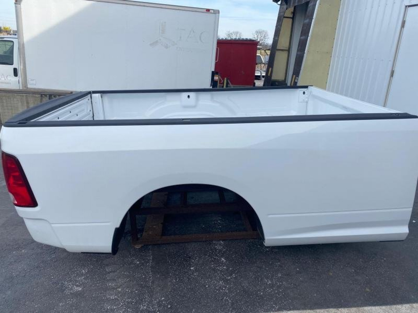 Used TAKEOFF DODGE TRUCK BED
