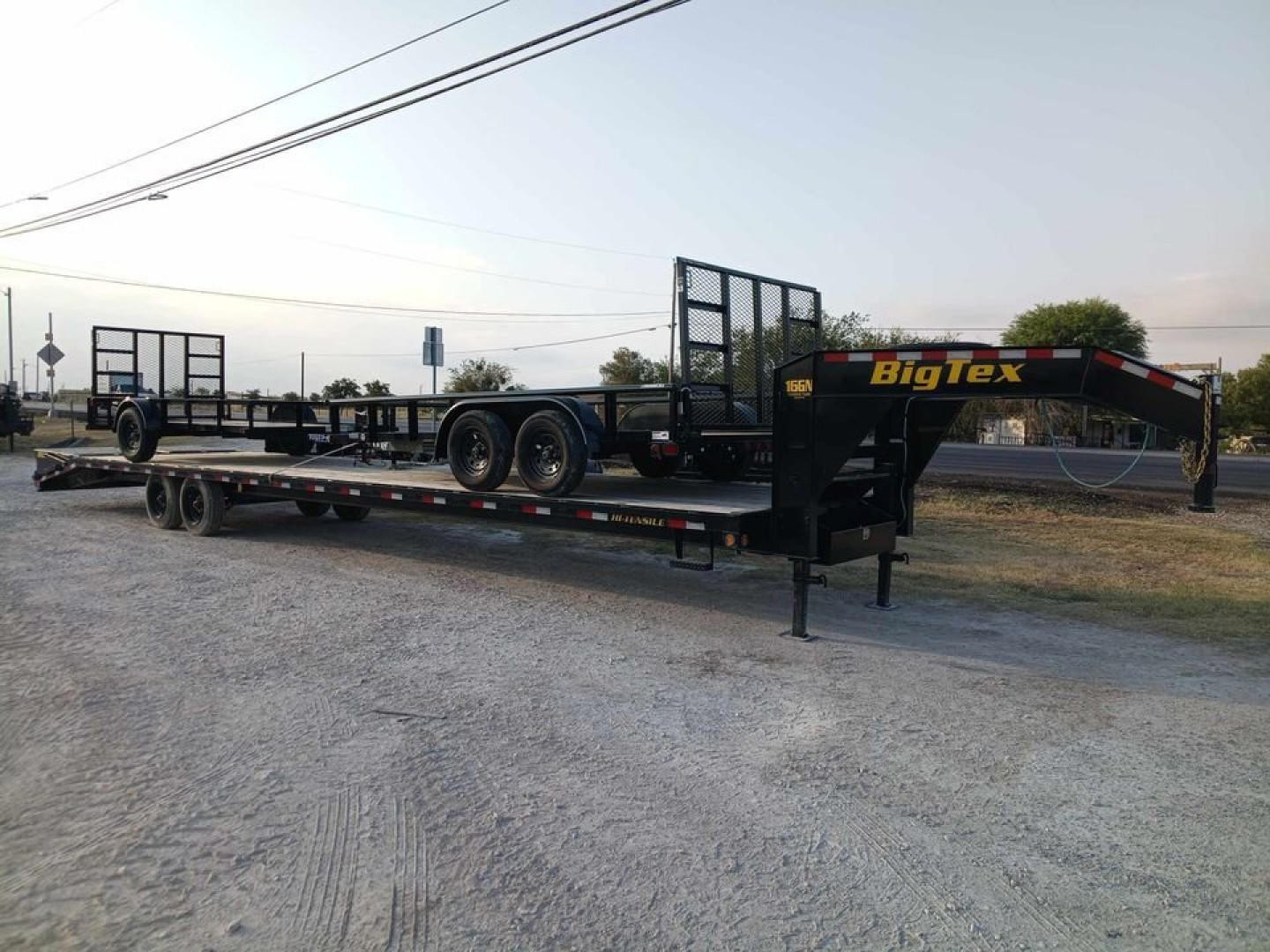 New 2023 Big Tex Trailers 16GN-35BK+5MR Gooseneck Bodies
