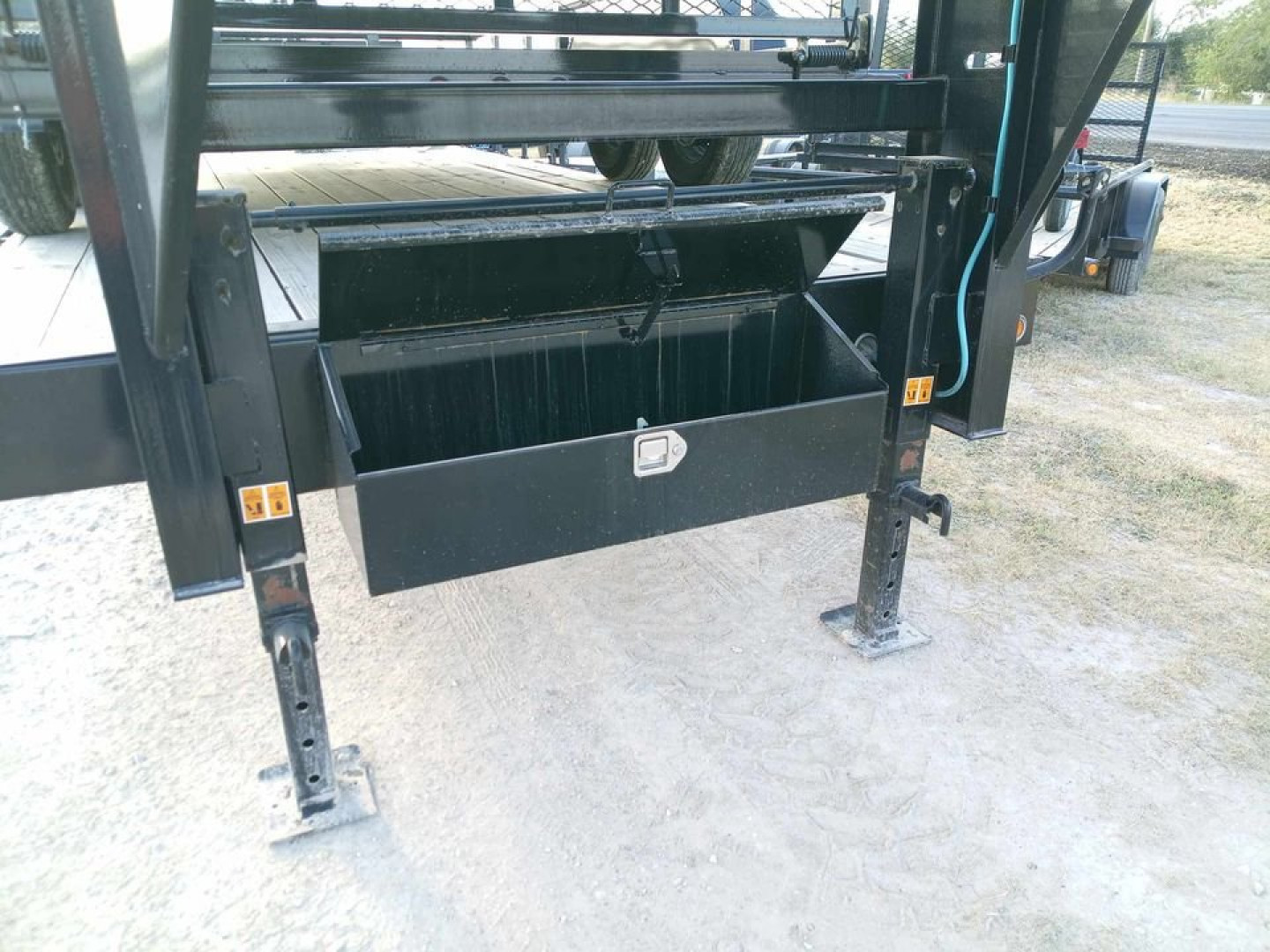 New 2023 Big Tex Trailers 16GN-35BK+5MR Gooseneck Bodies