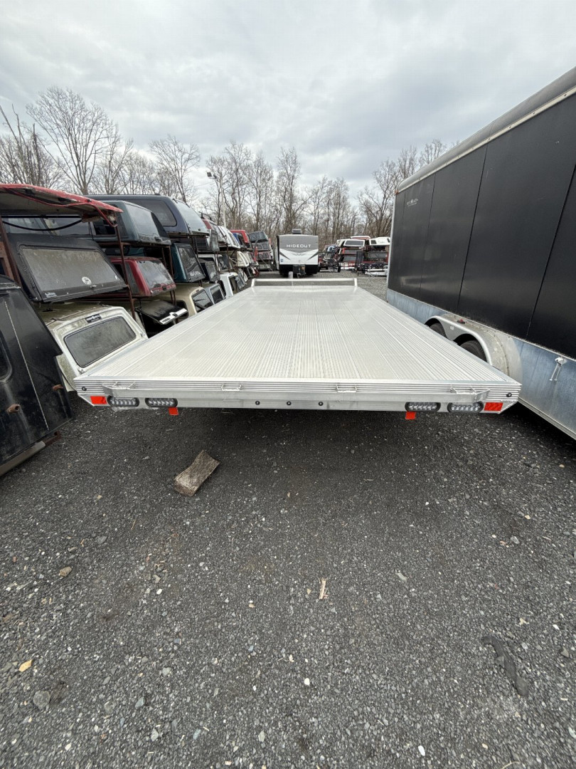 New 2022 High Country 20' Deckover